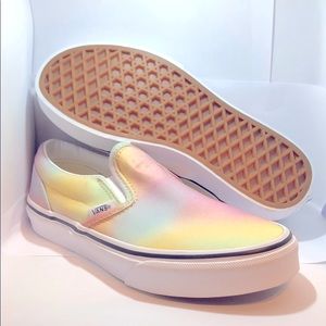 NWoB. Girls Vans sz 3. Pastel tiedye. Slipons.